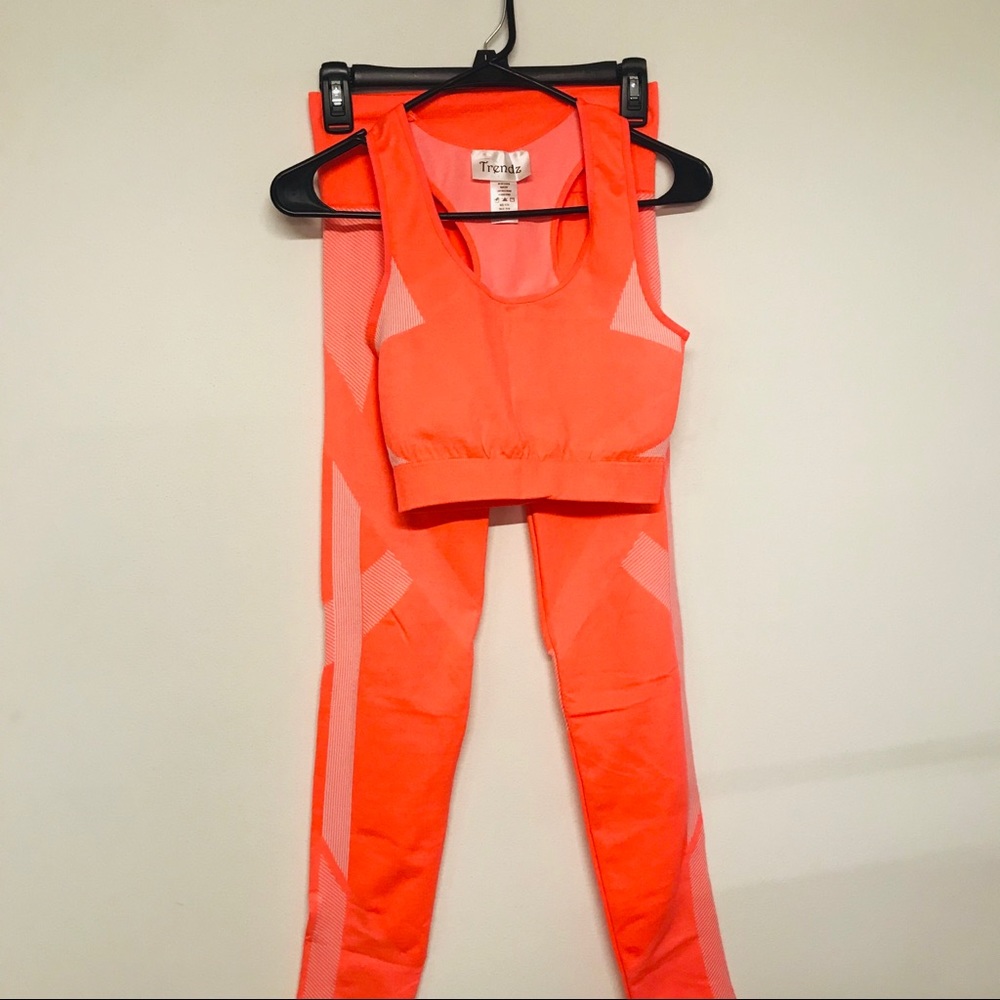 2 PIECE TRENDZ WORKOUT SET